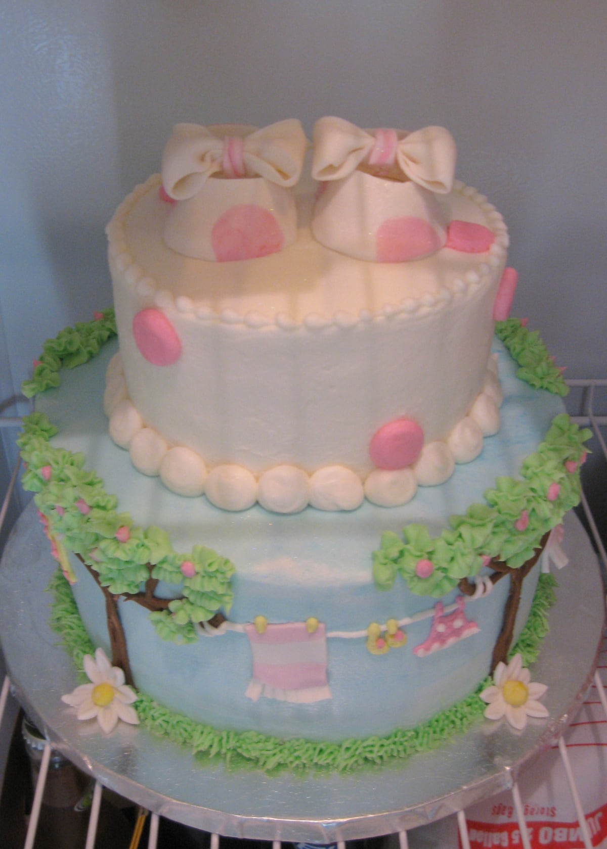 baby clothesline cake