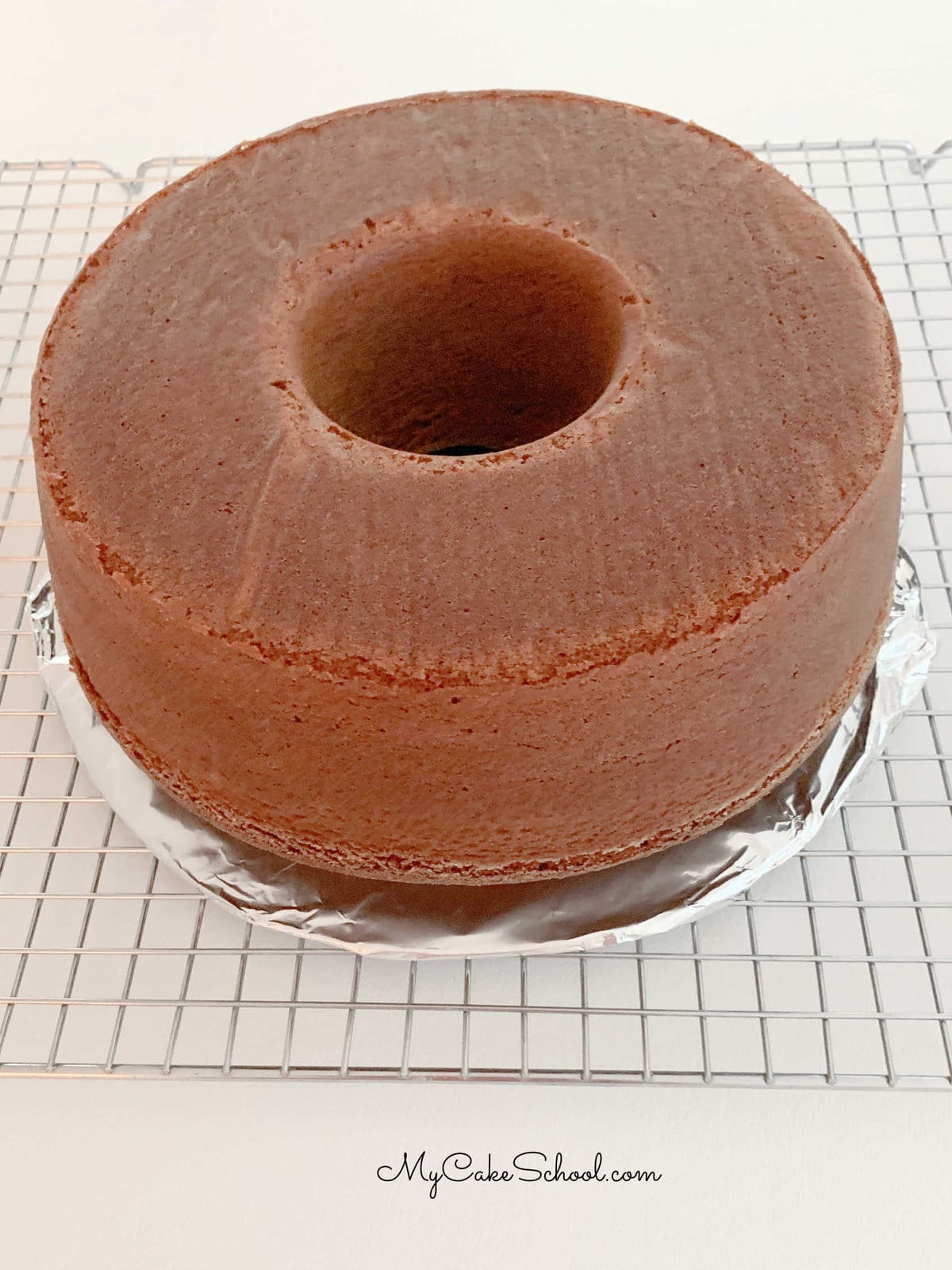 chocolate-whipping-cream-pound-cake-my-cake-school