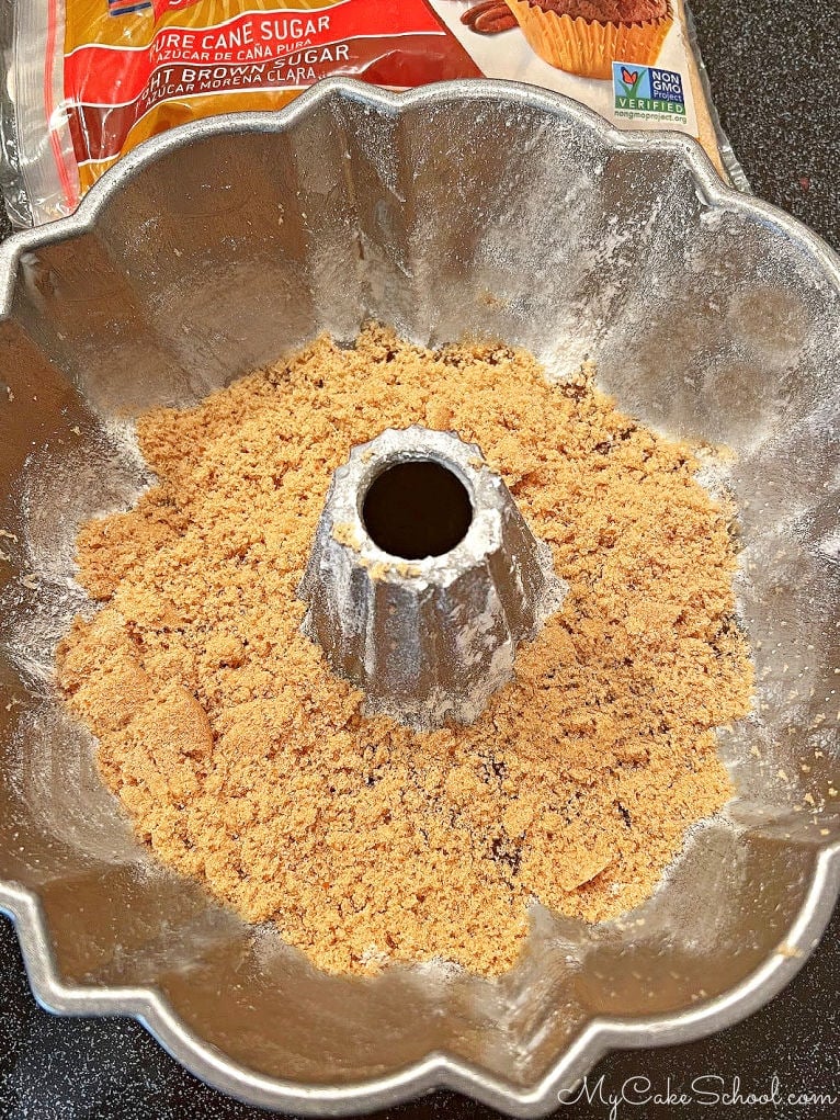 Easy Pineapple Upside Down Bundt Cake Recipe (Video) - A Spicy