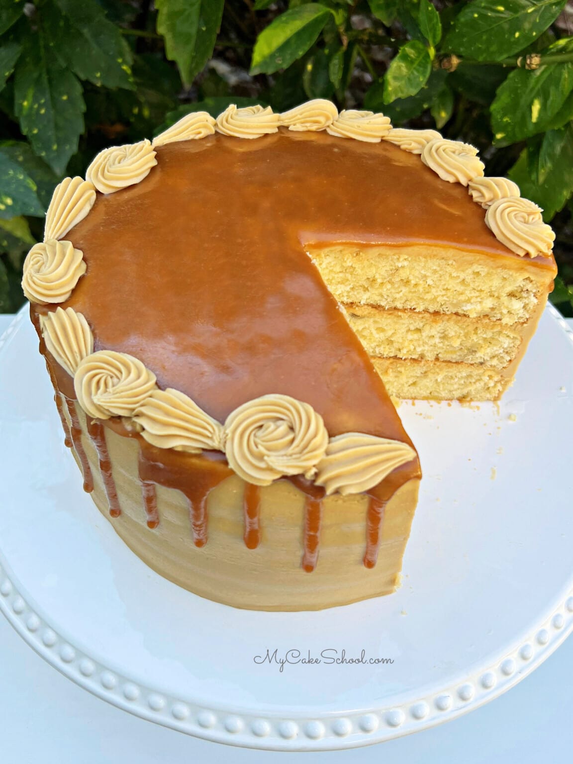 Caramel Banana Cake - My Cake School